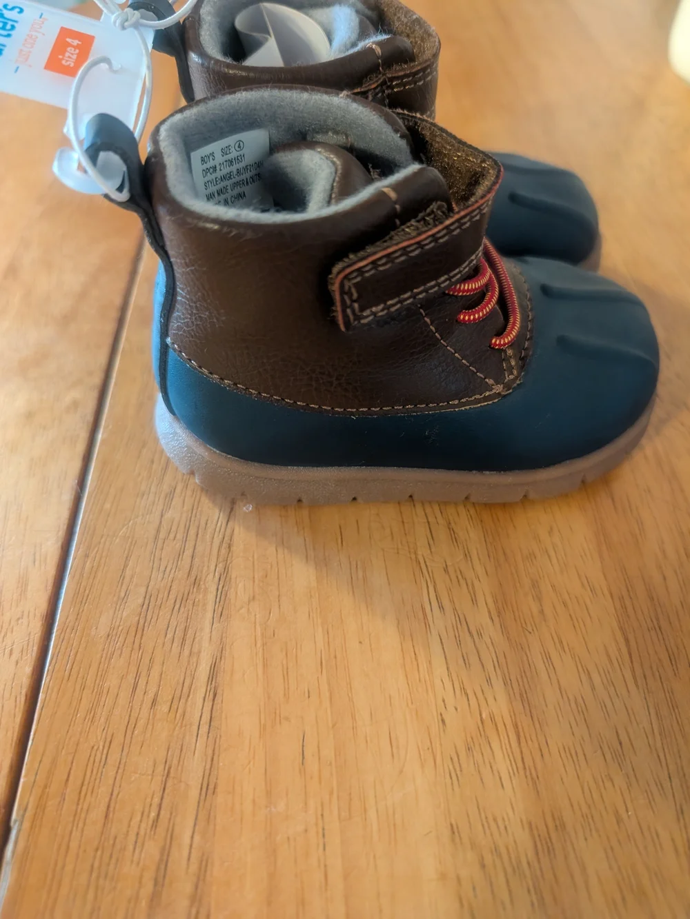 Just One You by Carter's Baby Duck Boots in Size 4 New With Tags